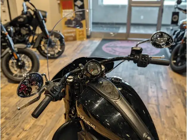 2022 Indian Motorcycle Super Chief ABS // Black Metallic in Street, Cruisers & Choppers in Winnipeg - Image 9