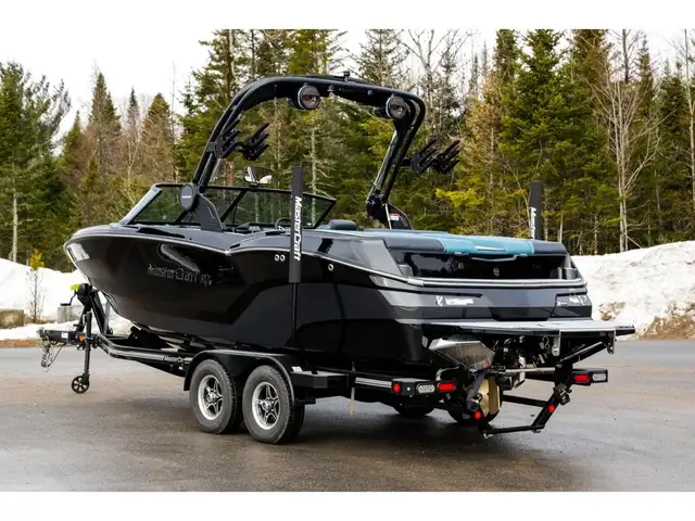 2025 Mastercraft NXT 23 in Powerboats & Motorboats in Québec City - Image 10