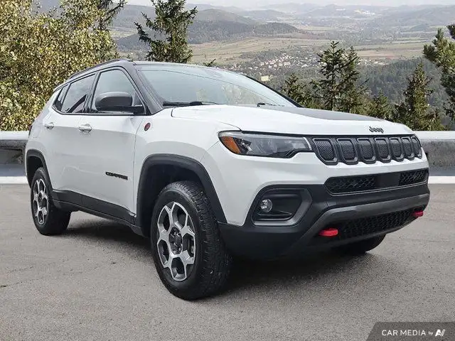2022 Jeep Compass Trailhawk in Cars & Trucks in Moncton - Image 9