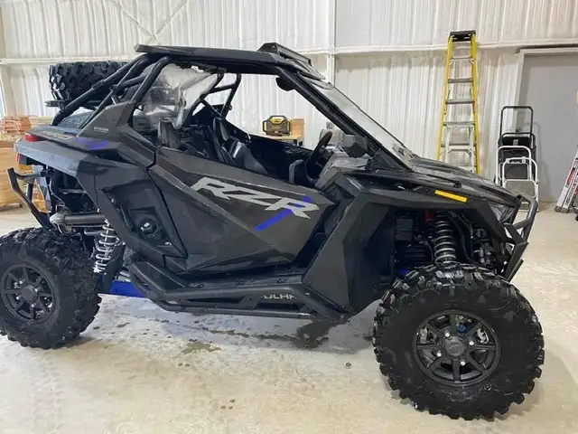2022 POLARIS RZR PRO XP ULTIMATE (FINANCING AVAILABLE) in ATVs in Strathcona County - Image 8