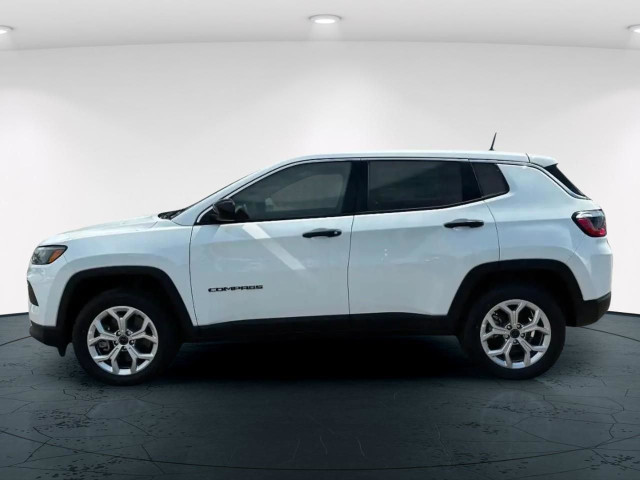 2025 Jeep Compass Sport in Cars & Trucks in Calgary - Image 2
