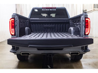 **ONE OWNER - ACCIDENT FREE** 15,943 KM This 2024 GMC Sierra 1500 4x4 Crew Cab Elevation X31 is powe... (image 9)