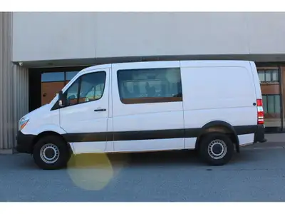 “RARE FIND 5 PASSENGERS CREW VAN PASSENGERS VAN!!! 2018 MERCEDES SPRINTER 2500 -- 144” - “LOW ROOF”...