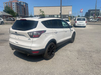 Ford Escape-2017 in perfect condition. No Accidents, Back up camera, navigation, panoramic roof, pow... (image 6)