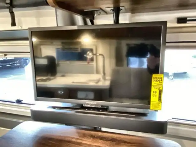 2025 Winnebago Travato 59K in RVs & Motorhomes in Abbotsford - Image 33