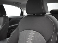 Android Auto/Apple CarPlay | Wireless Charging | Blind-Spot Monitoring Engine: 4 Cylinder Engine 2.0... (image 6)