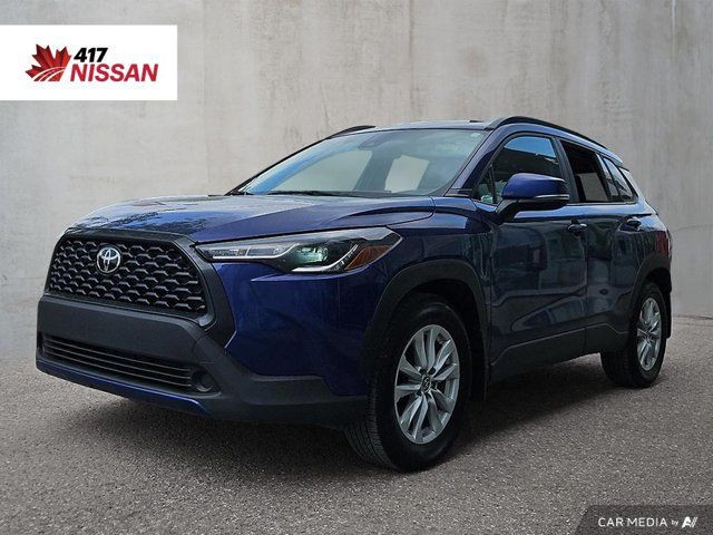 2022 Toyota Corolla Cross LE AWD | Heated Steering in Cars & Trucks in Ottawa