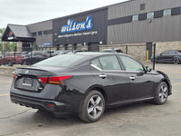 Come see this certified 2022 Nissan Altima 2.5 SE AWD | Heated Seats | Remote Start | Reverse Cam |... (image 5)