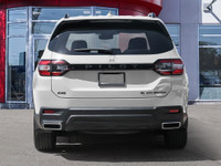 Engine: 3.5L 6cyl. L/100Km City: 12.4 L/100Km Hwy: 9.3 (image 4)