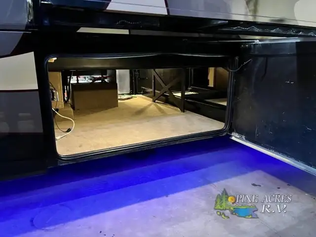 2016 Entegra Coach Anthem 42RBQ 42 Miles All New Tires ! in RVs & Motorhomes in Moncton - Image 80