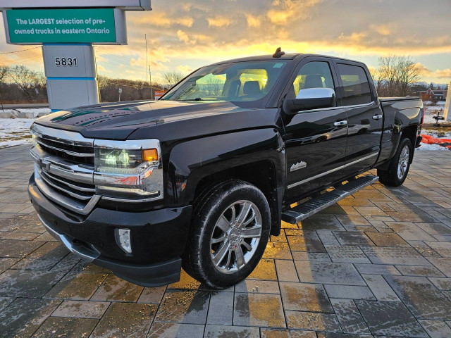 2018 Chevrolet Silverado 1500 in Cars & Trucks in Ottawa - Image 2