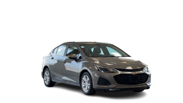 2019 Chevrolet Cruze LT Heated Seats, Backup Cam, Sat Radio in Cars & Trucks in Regina - Image 3