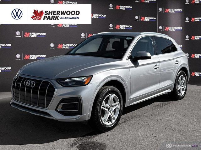 2022 Audi Q5 Komfort | HEATED SEATS AND STEERING | PWR TAILGATE in Cars & Trucks in Strathcona County - Image 2