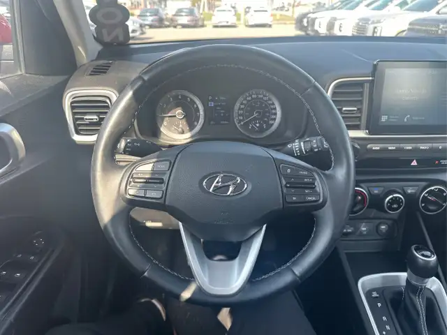 2020 Hyundai Venue Trend dans Autos et camions dans Région d’Oshawa/Durham - Image 15