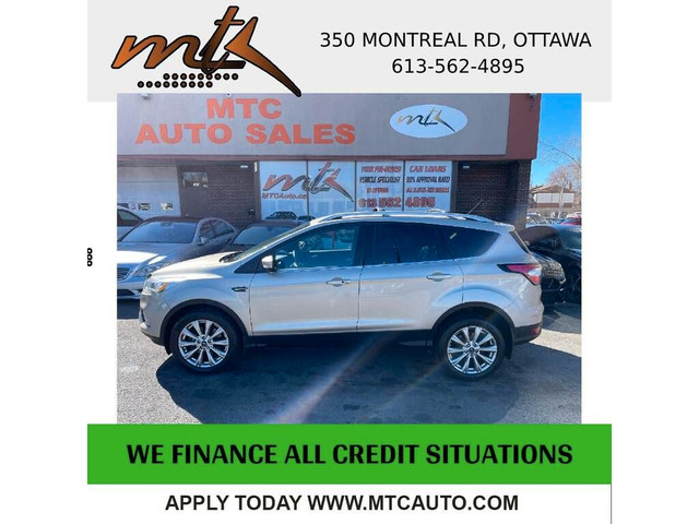  2017 Ford Escape 4WD 4dr Titanium loaded features in Cars & Trucks in Ottawa