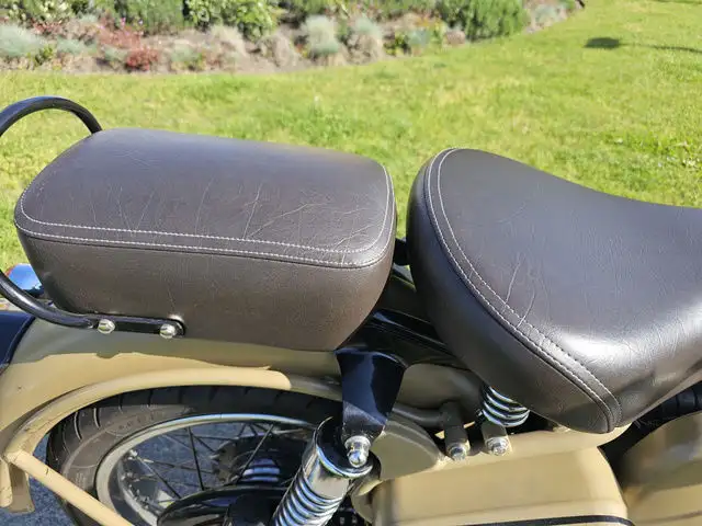 2012 Royal Enfield Classic 500 Desert Storm in Street, Cruisers & Choppers in Delta/Surrey/Langley - Image 11