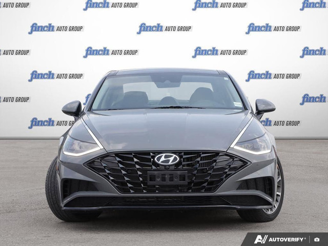 2020 Hyundai Sonata Ultimate alloy wheels | Apple carplay | A... in Cars & Trucks in London - Image 2