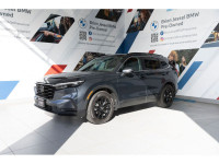 Low Mileage, Sunroof, Power Liftgate, Heated Seats, Heated Steering Wheel, Apple CarPlay! Check out... (image 4)