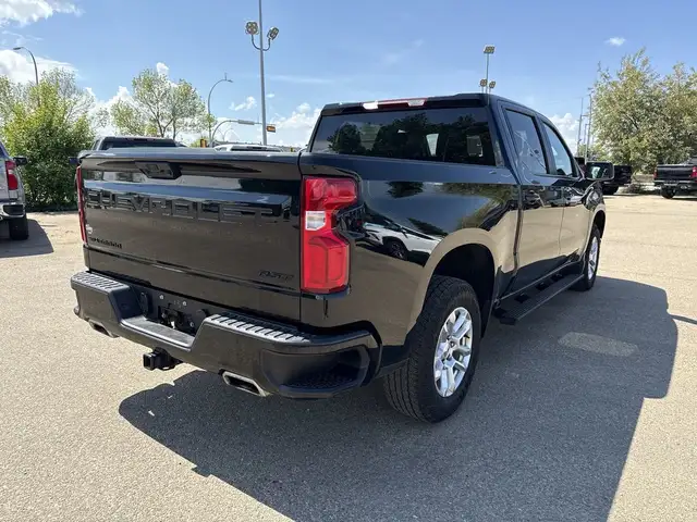 2023 Chevrolet Silverado 1500 RST Z71 OFF-ROAD | LOW KMS | 5.3L  in Cars & Trucks in Edmonton - Image 10