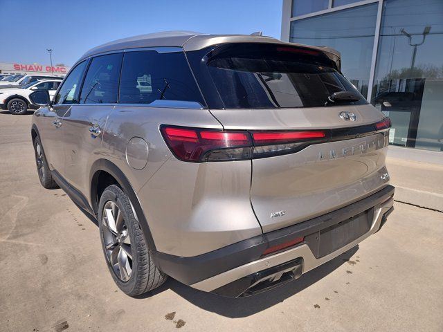2023 INFINITI QX60 LUXE | 3.5L | V6 | PANO ROOF | 360 CAMERA in Cars & Trucks in Calgary - Image 3