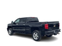 Aucun Accident / Inspection Certifié / Pret Pour Travailler!! LT Awd 4X4 / 6.6L V8 Duramax Diesel /... (image 8)