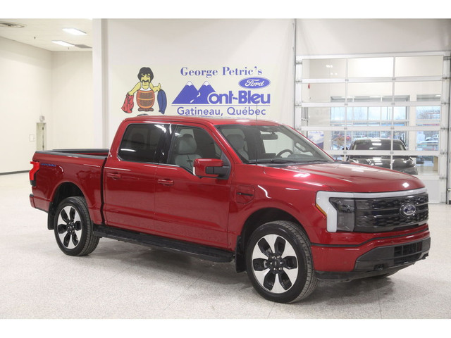  2022 Ford F-150 Lightning Platinum 4WD SuperCrew 5.5' EXTENDED  in Cars & Trucks in Gatineau