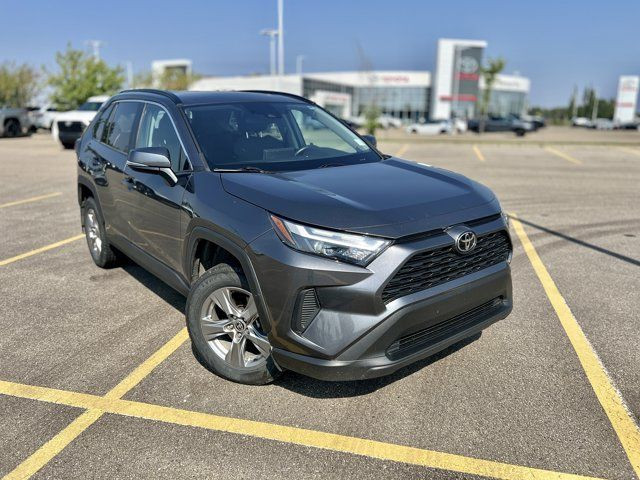 2022 Toyota RAV4 XLE AWD | Heated Front Seats in Cars & Trucks in Edmonton - Image 3