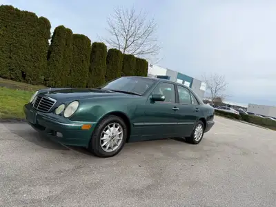2001 Mercedes-Benz E320 4MATIC Luxury, Comfort, and Performance The 2001 Mercedes-Benz E320 4MATIC d...