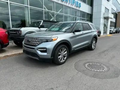 Magnifique Explorer offert en version Limited bien équipé incluant le 2.3L ecoboost, la traction int...