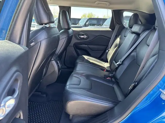 2022 Jeep Cherokee TRAILHAWK**3.2L**V6**4X4**8.4 in Cars & Trucks in Mississauga / Peel Region - Image 25