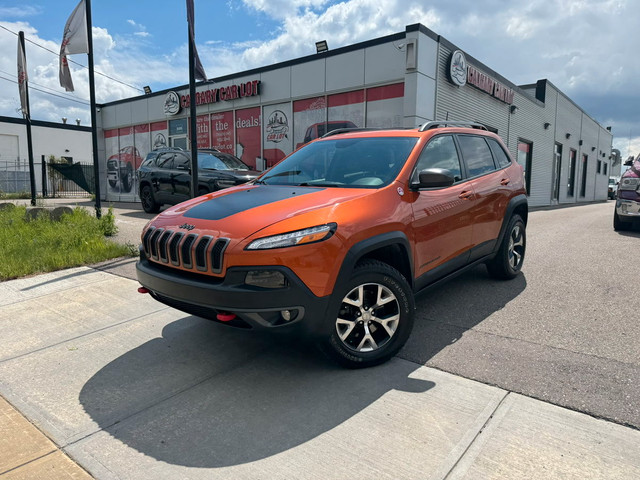 2016 Jeep Cherokee Trailhawk 3.2L 4WD in Cars & Trucks in Calgary
