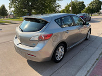 2012 Mazda Mazda3 4dr HB Sport Auto GS-SKY,excellent conditions,gas saver,low kilometres,2 previous... (image 8)