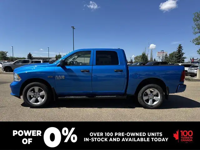 2023 Ram 1500 Classic Express dans Autos et camions dans Ville d’Edmonton - Image 7