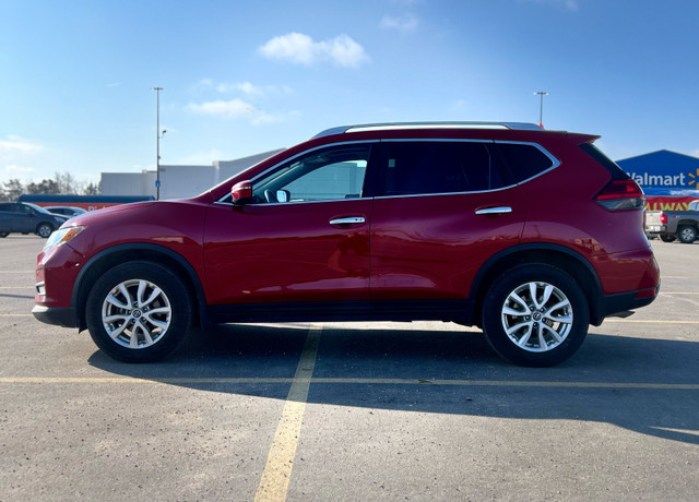 2017 Nissan Rogue SV in Cars & Trucks in St. Albert - Image 4