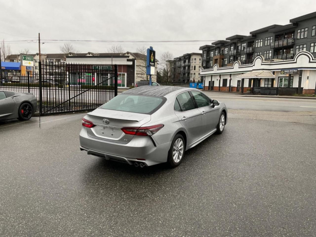  2023 Toyota Camry SE in Cars & Trucks in Delta/Surrey/Langley - Image 4