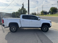 This vehicle is equipped with: 2.8L 4 cylinder turbocharged engine can tow up to 7,700 lbs Heated se... (image 5)