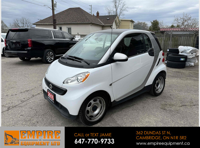 2015 SMART FORTWO**LOW KM**ECONOMICAL** in Cars & Trucks in Cambridge