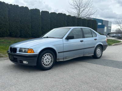 1992 BMW 325i AUTOMATIC A/C MOONROOF 166,000KM
