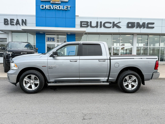 2020 RAM 1500 Classic SLT 5.7L HEMI V8 WITH REMOTE ENTRY, HEA... in Cars & Trucks in Ottawa - Image 2
