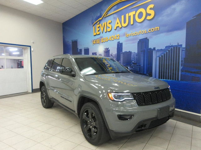 JEEP GRAND CHEROKEE 2020 LAREDO 4X4 V-6 3.6 LITRES SIEGES +VOLAN in Cars & Trucks in Lévis - Image 4