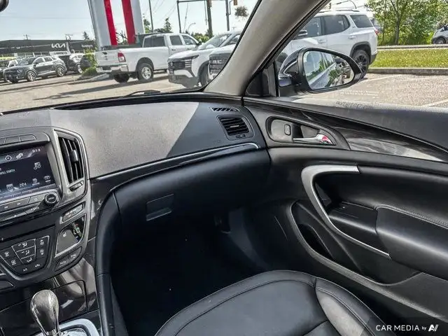 2016 Buick Regal REGAL | POWER MOONROOF | LEATHER FRONT in Cars & Trucks in Prince George - Image 14