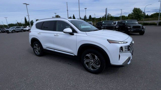 2022 Hyundai Santa Fe Preferred | AWD | Backup Camera in Cars & Trucks in Prince George - Image 2