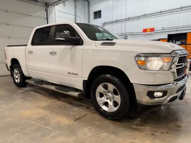 2019 RAM 1500 BIG HORN 4X4 CREW CAB *SAFETIED* *CLEAN TITLE* in Cars & Trucks in Winnipeg - Image 13