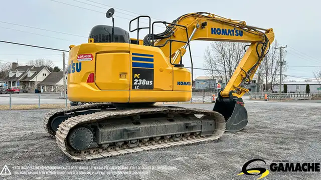 2019 KOMATSU PC238USLC-11 EXCAVATRICE PELLE MECANIQUE in Heavy Trucks in Moncton - Image 6