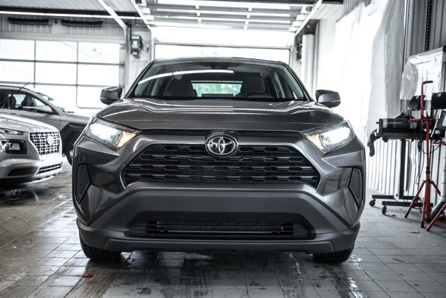 Toyota RAV4 LE AWD 2024 in Cars & Trucks in Rimouski / Bas-St-Laurent - Image 2
