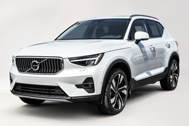 2024 Volvo XC40 in Cars & Trucks in City of Montréal