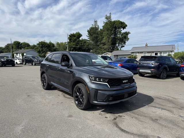 2022 Kia Sorento EX / AWD / PANORAMIC SUNROOF / LEATHER / POWER  in Cars & Trucks in Truro
