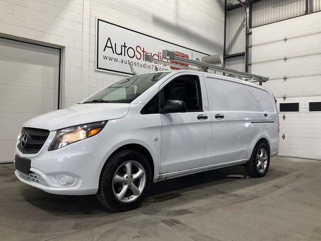 Mercedes-Benz Metris Cargo Van 126 po 2019 à vendre in Cars & Trucks in Laval / North Shore