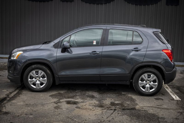 2015 CHEVROLET Trax LS in Cars & Trucks in Kamloops - Image 4
