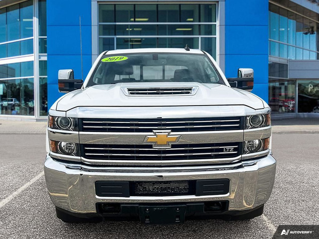 2019 Chevrolet Silverado 2500HD LTZ dans Autos et camions  à Winnipeg - Image 2